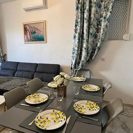 Sunny House Hanioti
