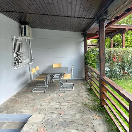 Sunny House アパート *