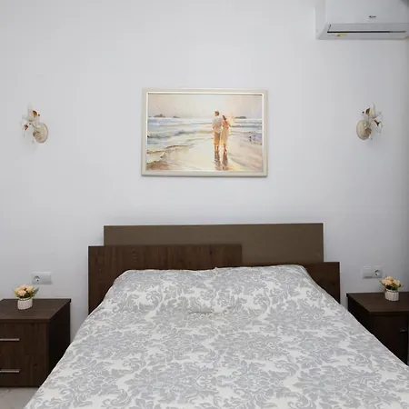 Apartment Sunny House *