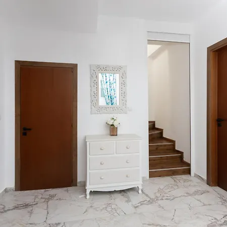 Sunny House * Chaniotis